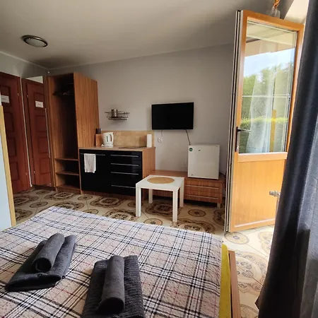 民宿 Bialogora Pokoje *