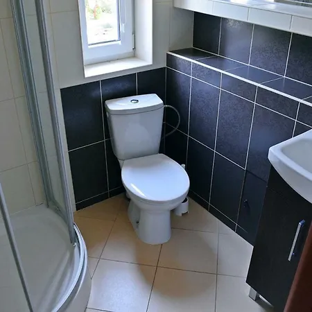 ホームステイ Bialogora Pokoje Białogóra